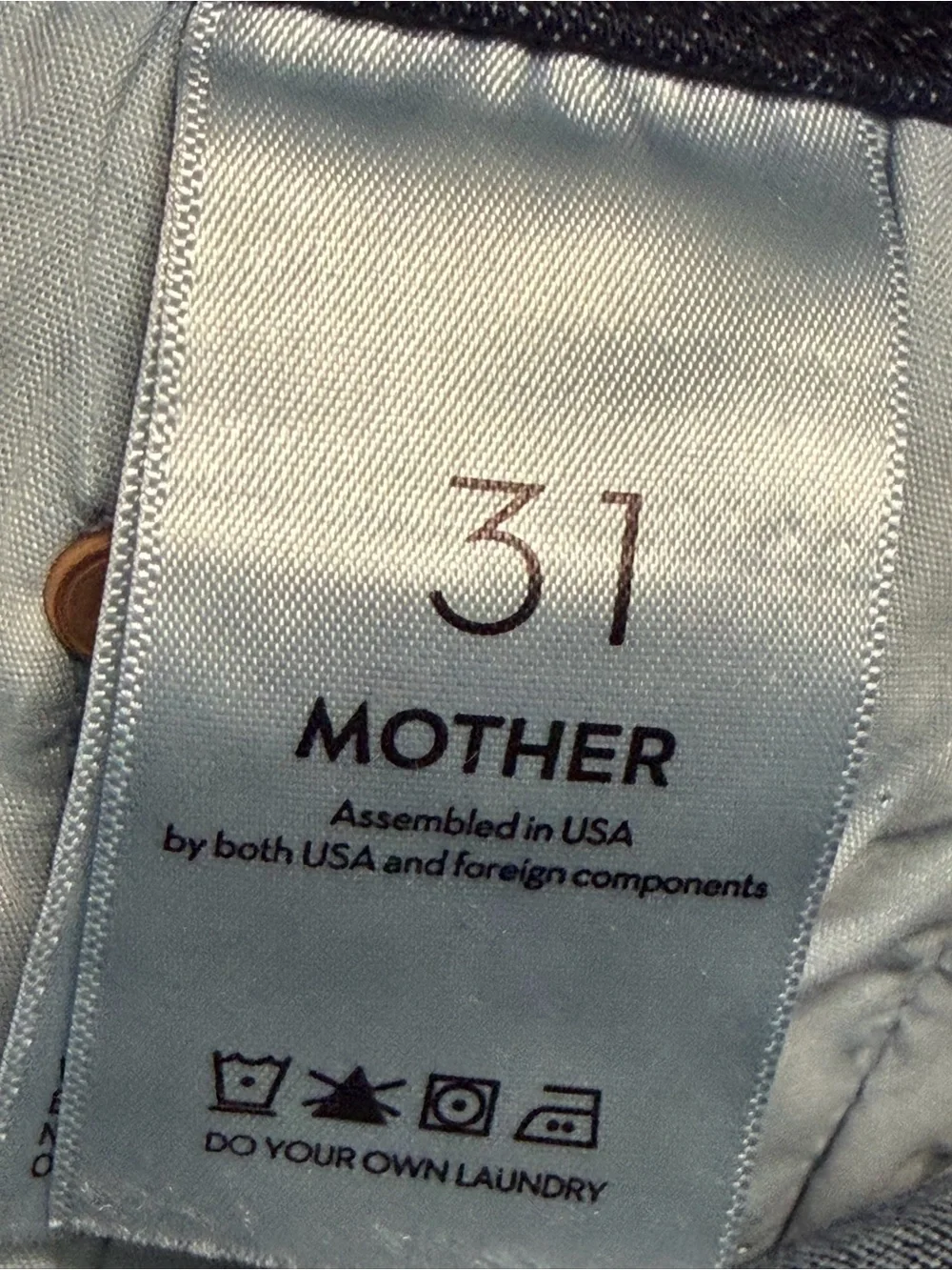 MOTHER The Weekender Fray Jeans Mint Condition